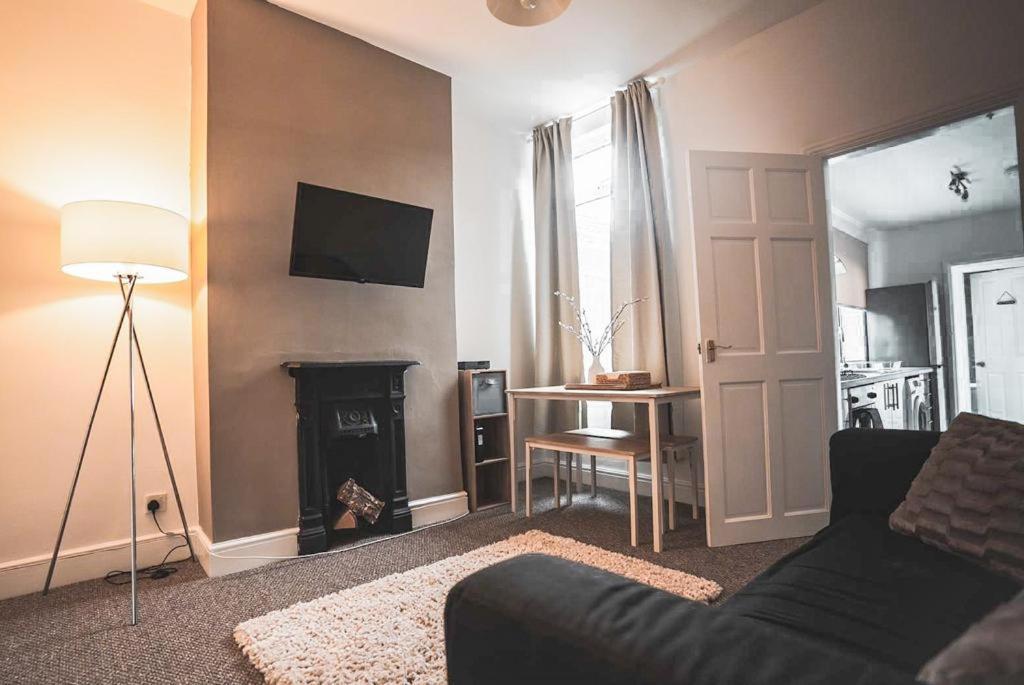 Cosy Affordable Digs Near Coventry City Centre Sleeps5 With Free Parking Экстерьер фото